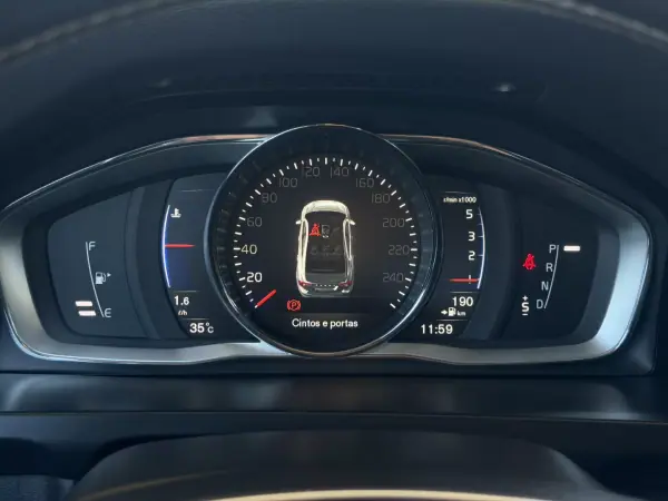 Volvo S60 2016 - 14990 EUR, 183000 km - AUTO.MOTO.pt - 183000km - foto 20 de 21