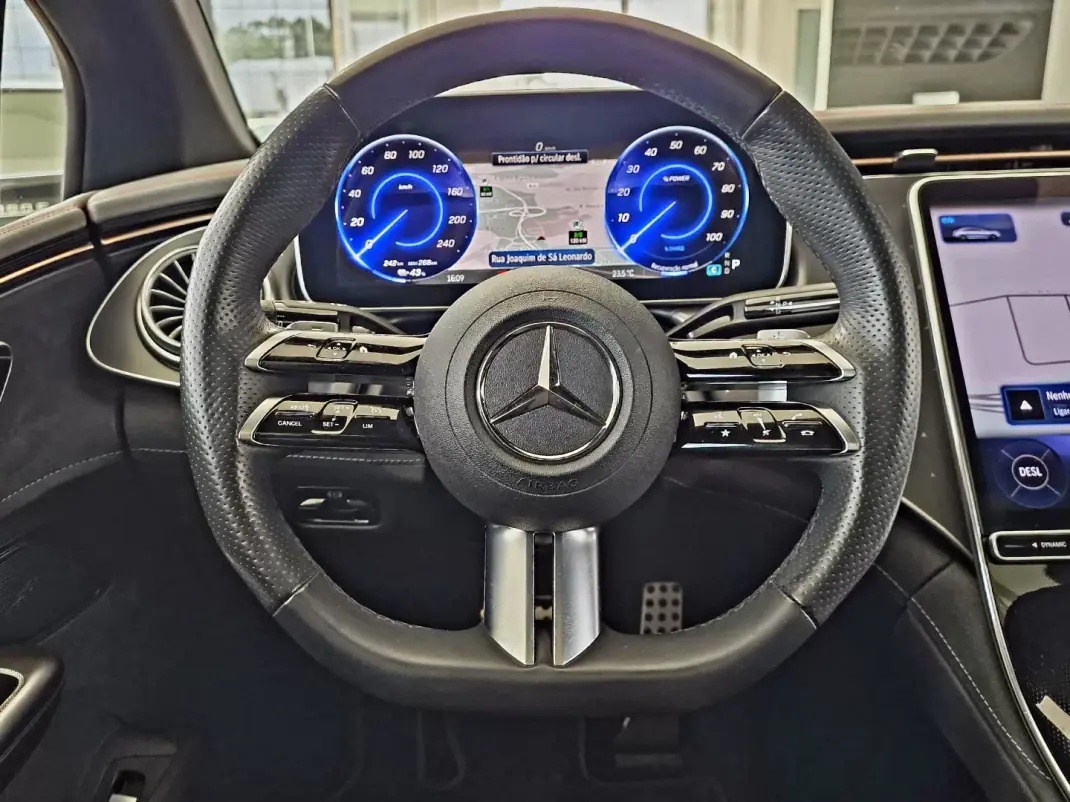Mercedes-Benz EQE 2022 - 43990 EUR, 74700 km - 74700km - foto 14 de 36