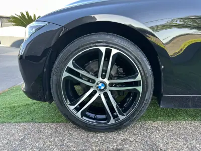 BMW 320 2017 - 14900 EUR, 260000 km - AUTO.MOTO.pt - 260000km - foto 20 de 65