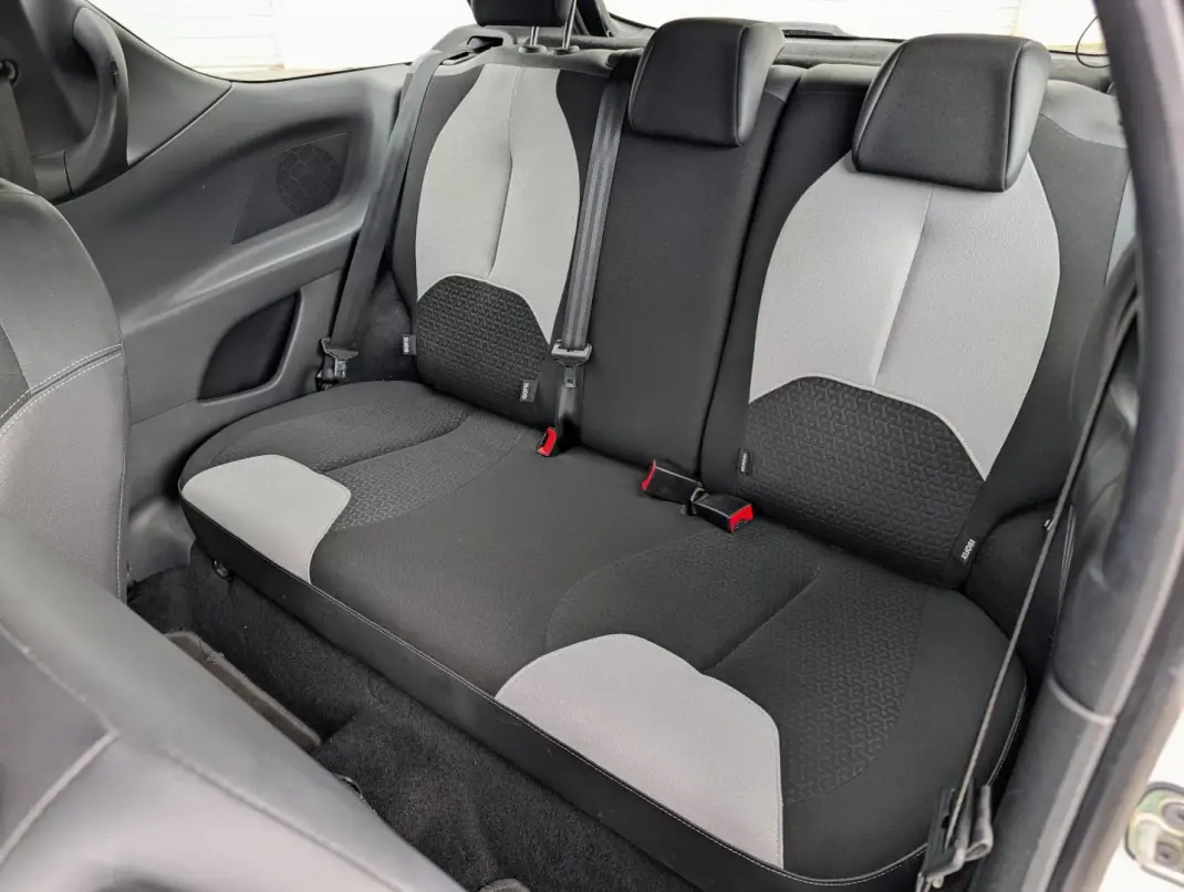 Citroën DS3 2015 - 8500 EUR, 100190 km - AUTO.MOTO.pt - 100190km - foto 13 de 17