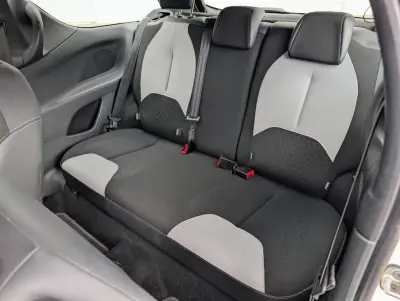 Citroën DS3 2015 - 8500 EUR, 100190 km - AUTO.MOTO.pt - 100190km - foto 13 de 17