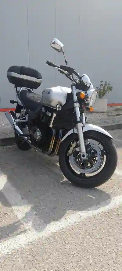 Suzuki VX 2004 - 6900 EUR, 31200 km - AUTO.MOTO.pt - 31200km - foto 7 de 11