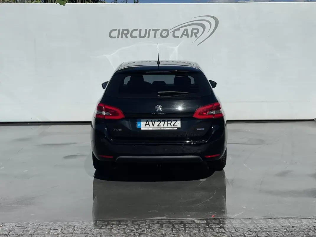 Peugeot 308 SW 2016 - 8450 EUR, 226460 km - 226460km - foto 9 de 29