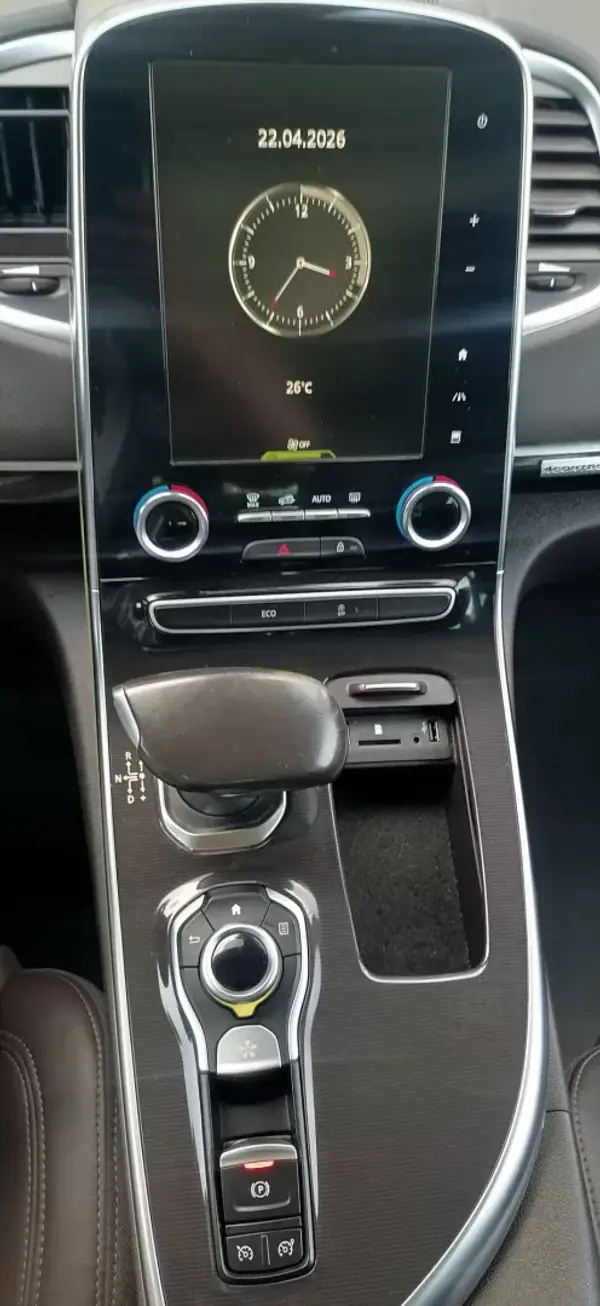 Renault Espace 2019 - 20750 EUR, 188080 km - AUTO.MOTO.pt - 188080km - foto 15 de 30