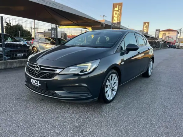 Opel Astra 2016 - 13990 EUR, 190000 km - AUTO.MOTO.pt - 190000km - foto 3 de 33