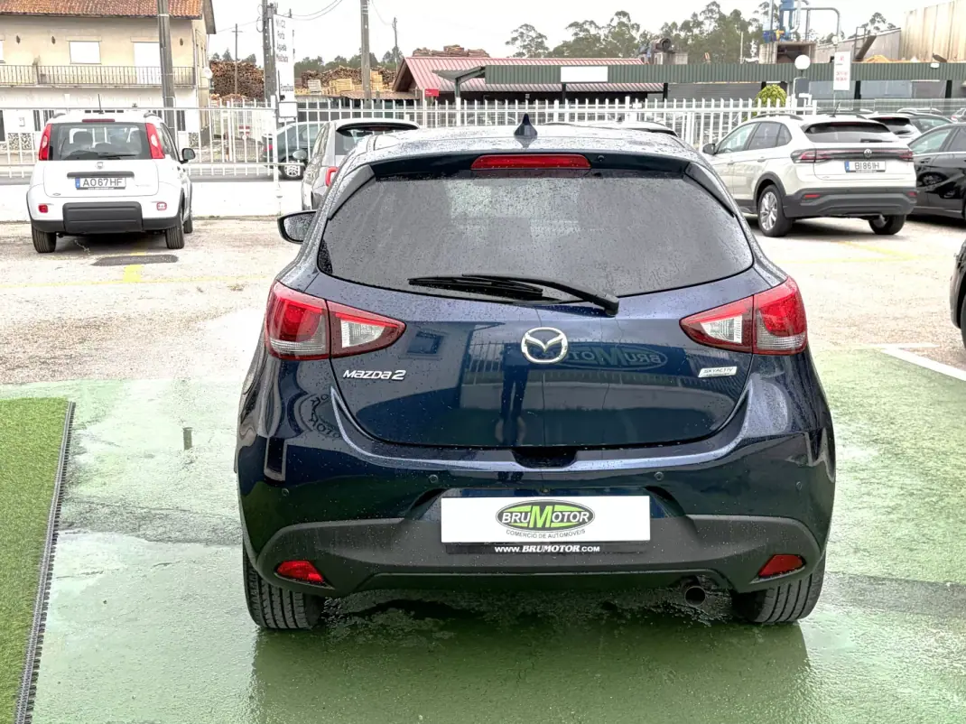 Mazda 2 2019 - 14350 EUR, 55422 km - AUTO.MOTO.pt - 55422km - foto 4 de 17