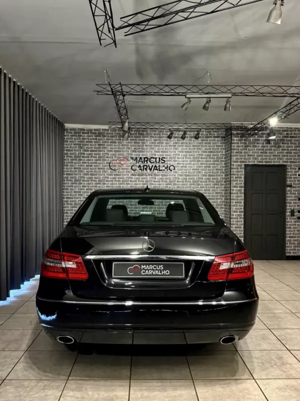 Mercedes-Benz E 350 2010 - 12990 EUR, 280000 km - AUTO.MOTO.pt - 280000km - foto 4 de 12