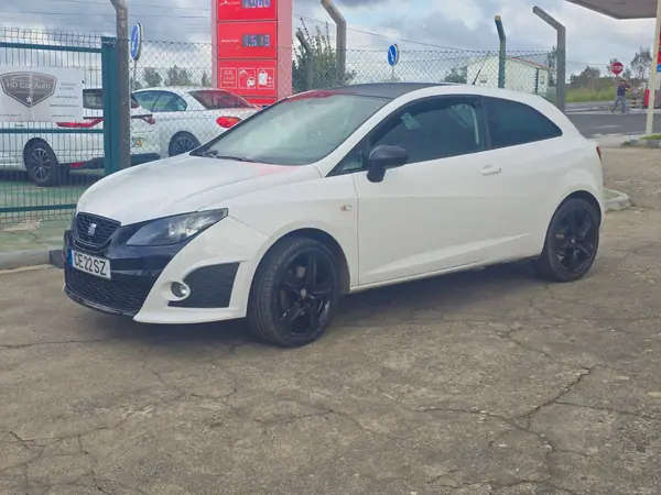 SEAT Ibiza 2012 — foto 3 de 15