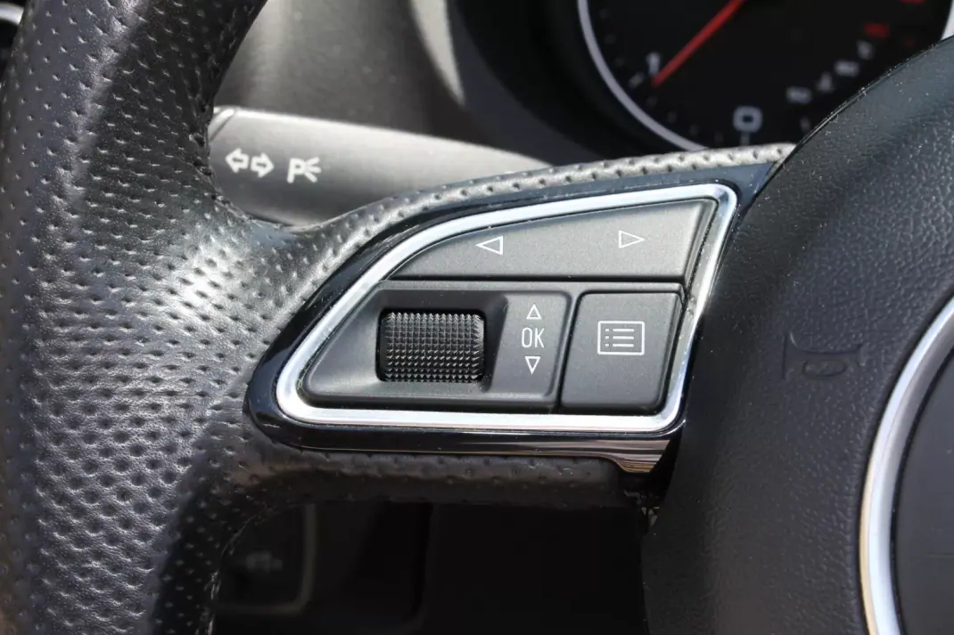 Audi A3 Cabrio 2014 - 17990 EUR, 100000 km - 100000km - foto 26 de 38