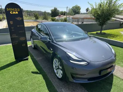 Tesla Model 3 2019 - 21900 EUR, 86000 km - AUTO.MOTO.pt - 86000km - foto 5 de 64