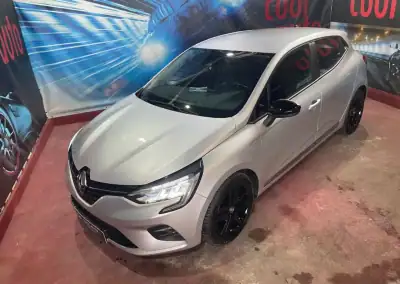Renault Clio 2019 - 14480 EUR, 30000 km - AUTO.MOTO.pt - 30000km - foto 6 de 50