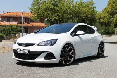 Opel Astra Coupe 2016 - 90000km
