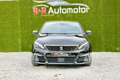 Peugeot 308 2018 - 14750 EUR, 218000 km - AUTO.MOTO.pt - 218000km - foto 4 de 42