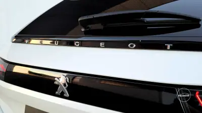 Peugeot 508 SW 2022 - 37900 EUR, 63000 km - AUTO.MOTO.pt - 63000km - foto 17 de 34