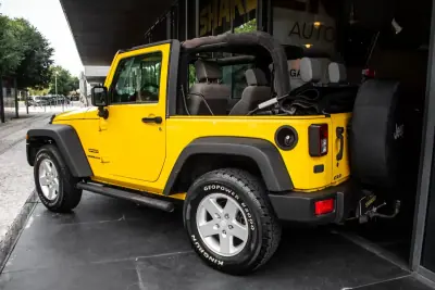 Jeep Wrangler 2009 - 28500 EUR, 210397 km - AUTO.MOTO.pt - 210397km - foto 10 de 34