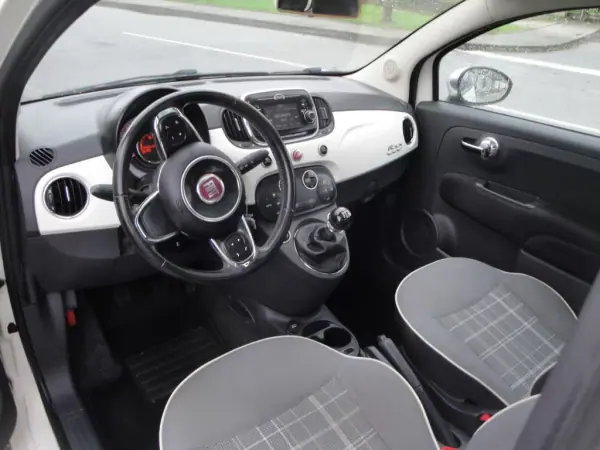 Fiat 500 2016 - 10990 EUR, 119000 km - AUTO.MOTO.pt - 119000km - foto 6 de 10