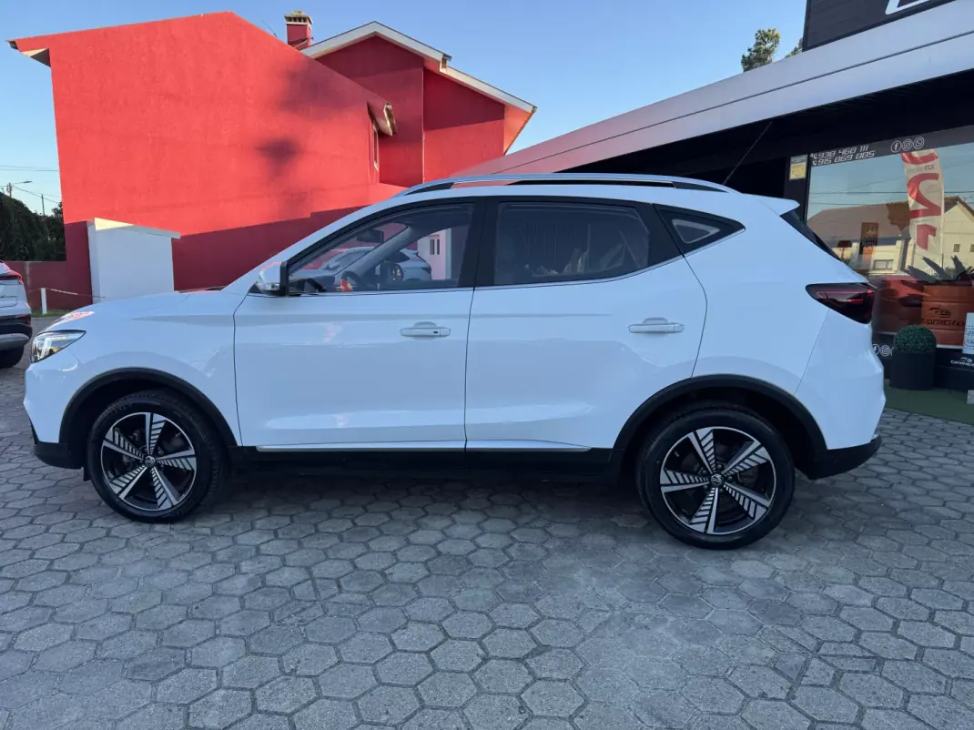 MG ZS 2021 - 18900 EUR, 91000 km - 91000km - foto 4 de 46