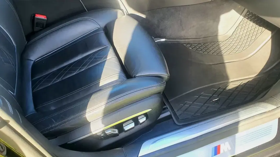 BMW 730 2015 - 32850 EUR, 158000 km - AUTO.MOTO.pt - 158000km - foto 4 de 19