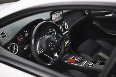 Mercedes-Benz CLA 200 2018 - 22900 EUR, 168433 km - AUTO.MOTO.pt - 168433km - foto 21 de 30