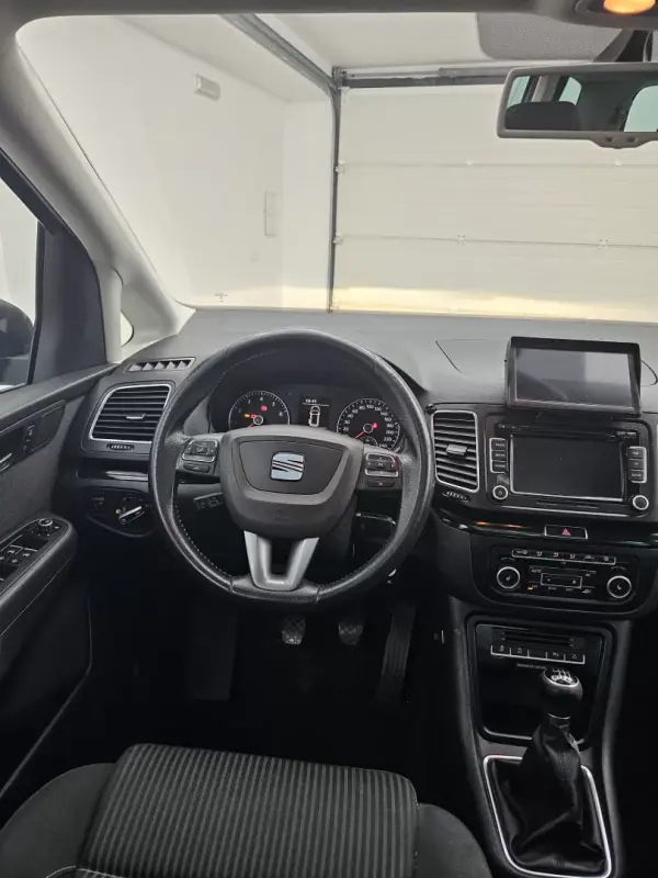 SEAT Alhambra 2011 - 12650 EUR, 216141 km - AUTO.MOTO.pt - 216141km - foto 42 de 51