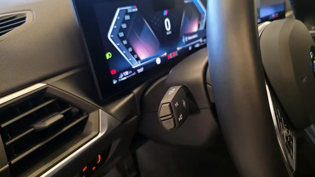 BMW 320 2024 - 42500 EUR, 5552 km - AUTO.MOTO.pt - 5552km - foto 42 de 58