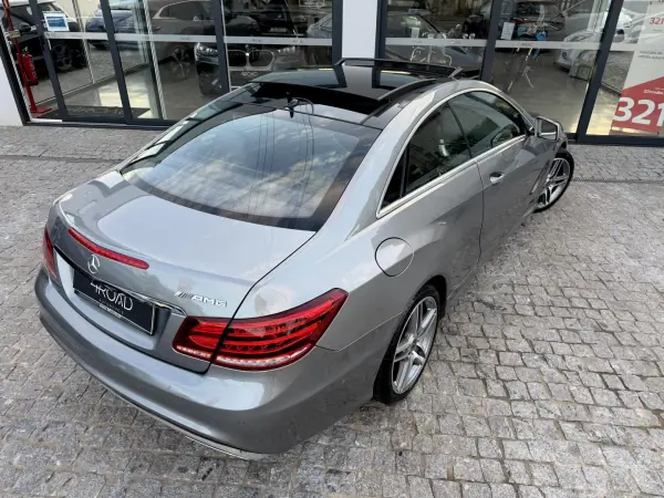 Mercedes-Benz E 220 2015 - 23999 EUR, 162000 km - AUTO.MOTO.pt - 162000km - foto 30 de 53