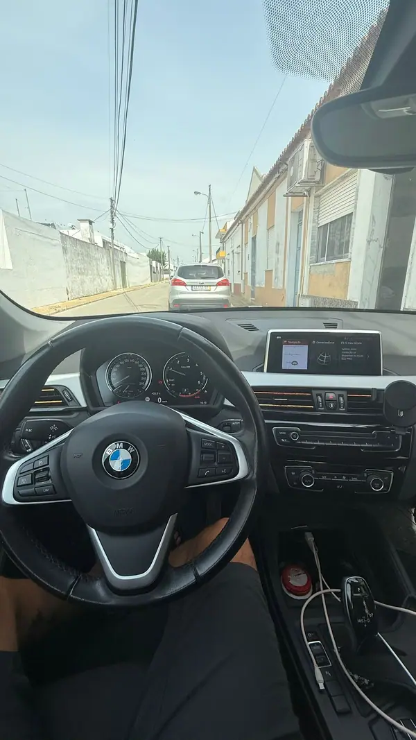 BMW X1 2021 - 23900 EUR, 109000 km - AUTO.MOTO.pt - 109000km - foto 5 de 5