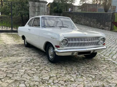 Opel Olympia 1965 - 25000 EUR, 92000 km - AUTO.MOTO.pt - 92000km - foto 4 de 37