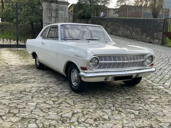 Opel Olympia 1965 - 25000 EUR, 92000 km - AUTO.MOTO.pt - 92000km - foto 4 de 37