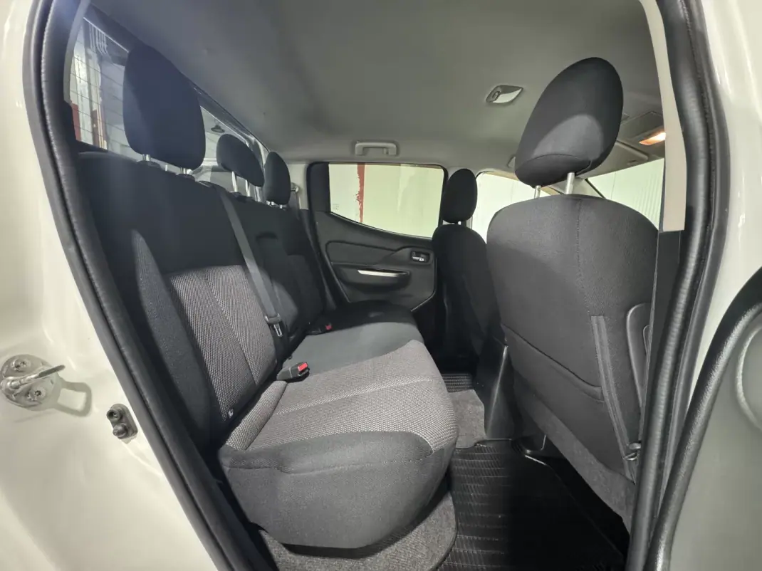 Mitsubishi L200 2018 - 32990 EUR, 68539 km - AUTO.MOTO.pt - 68539km - foto 12 de 21