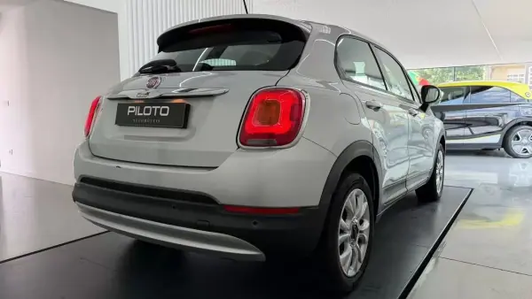Fiat 500X 2016 - 9990 EUR, 153299 km - AUTO.MOTO.pt - 153299km - foto 9 de 22
