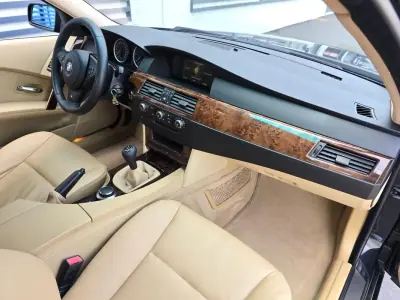 BMW 520 2006 - 9990 EUR, 153000 km - AUTO.MOTO.pt - 153000km - foto 22 de 29
