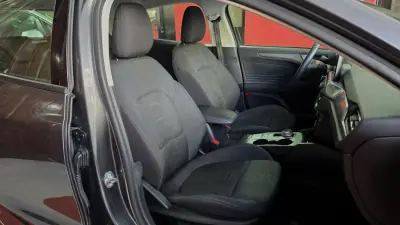Ford Focus 2020 - 15990 EUR, 90544 km - AUTO.MOTO.pt - 90544km - foto 41 de 51