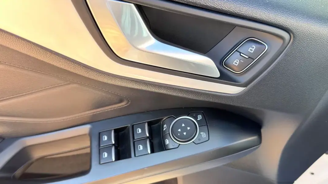 Ford Focus SW 2019 - 14200 EUR, 107787 km - 107787km - foto 12 de 17
