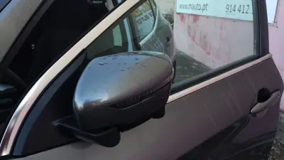 Nissan Qashqai 2017 - 15999 EUR, 139999 km - AUTO.MOTO.pt - 139999km - foto 13 de 34