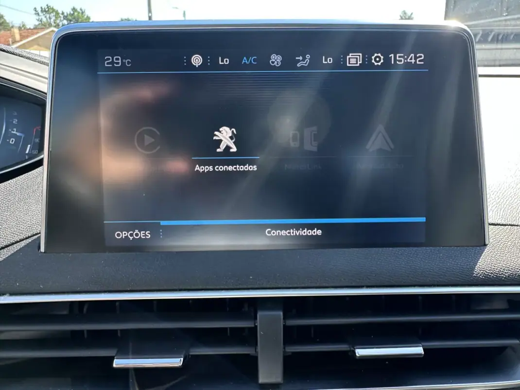Peugeot 5008 2018 - 14900 EUR, 190000 km - 190000km - foto 44 de 73