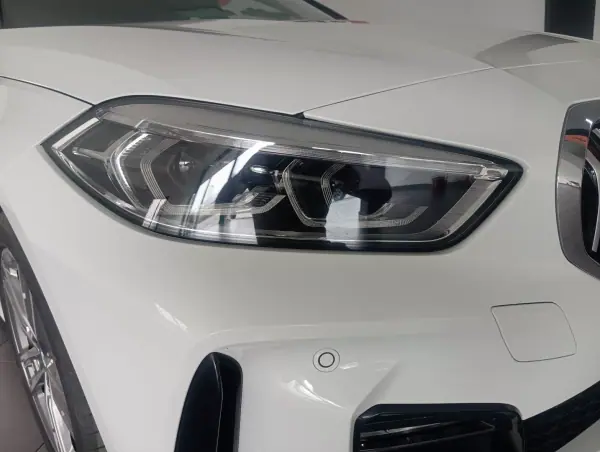 BMW 118 2021 - 23500 EUR, 41000 km - AUTO.MOTO.pt - 41000km - foto 11 de 25