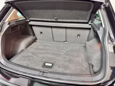 Volkswagen Tiguan 2017 - 17750 EUR, 120000 km - AUTO.MOTO.pt - 120000km - foto 49 de 50