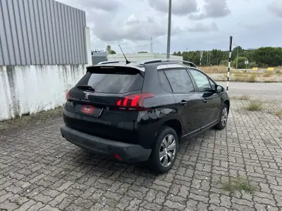 Peugeot 2008 2019 - 11990 EUR, 139000 km - 139000km - foto 4 de 4
