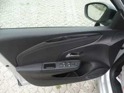 Opel Corsa 2022 - 12390 EUR, 59849 km - 59849km - foto 9 de 24