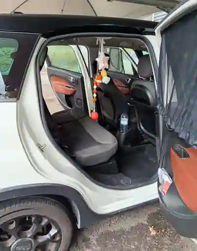 Fiat 500L 2013 - 7500 EUR, 177000 km - 177000km - foto 4 de 10