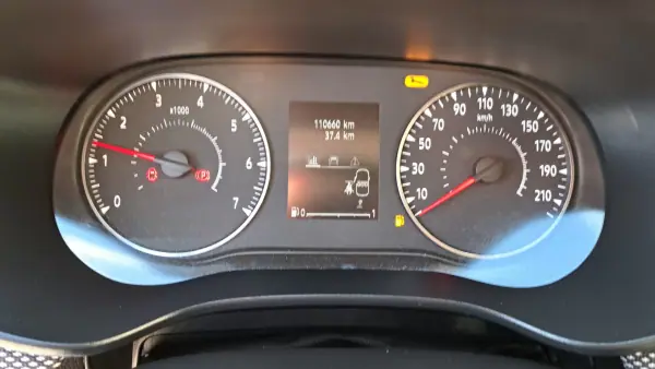 Dacia Sandero 2022 - 14900 EUR, 110660 km - AUTO.MOTO.pt - 110660km - foto 17 de 33