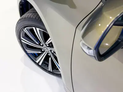 Toyota Corolla Touring Sports 2022 - 20950 EUR, 145000 km - 145000km - foto 19 de 35