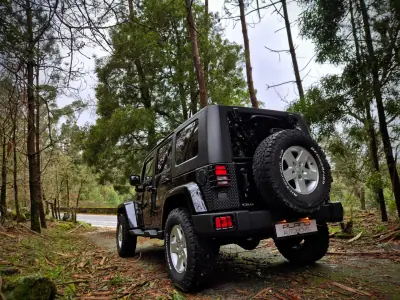 Jeep Wrangler Unlimited 2010 - 41000 EUR, 169000 km - AUTO.MOTO.pt - 169000km - foto 7 de 25