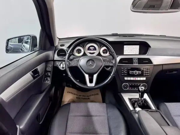 Mercedes-Benz C 220 2013 - 13750 EUR, 177000 km - AUTO.MOTO.pt - 177000km - foto 25 de 54