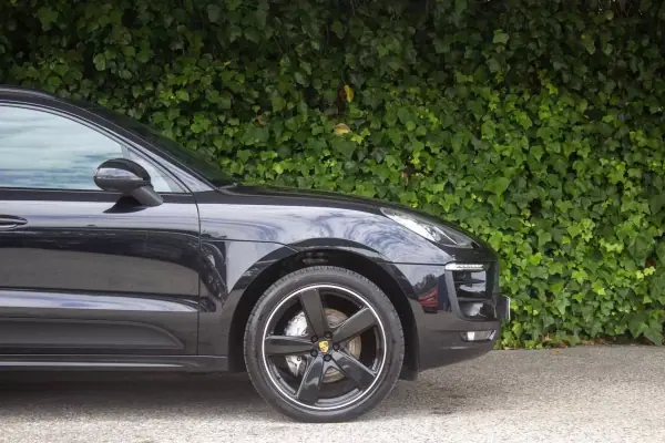 Porsche Macan 2015 - 43900 EUR, 101500 km - AUTO.MOTO.pt - 101500km - foto 5 de 19