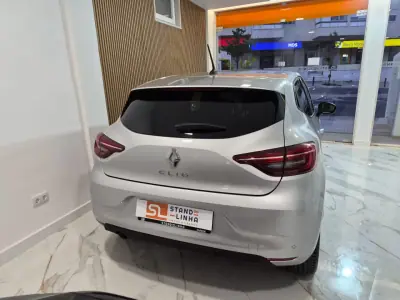 Renault Clio 2023 - 17500 EUR, 53777 km - AUTO.MOTO.pt - 53777km - foto 7 de 26