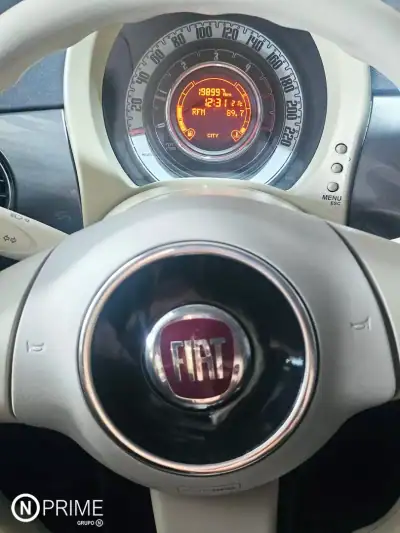 Fiat 500C 2011 - 10999 EUR, 190000 km - AUTO.MOTO.pt - 190000km - foto 21 de 22