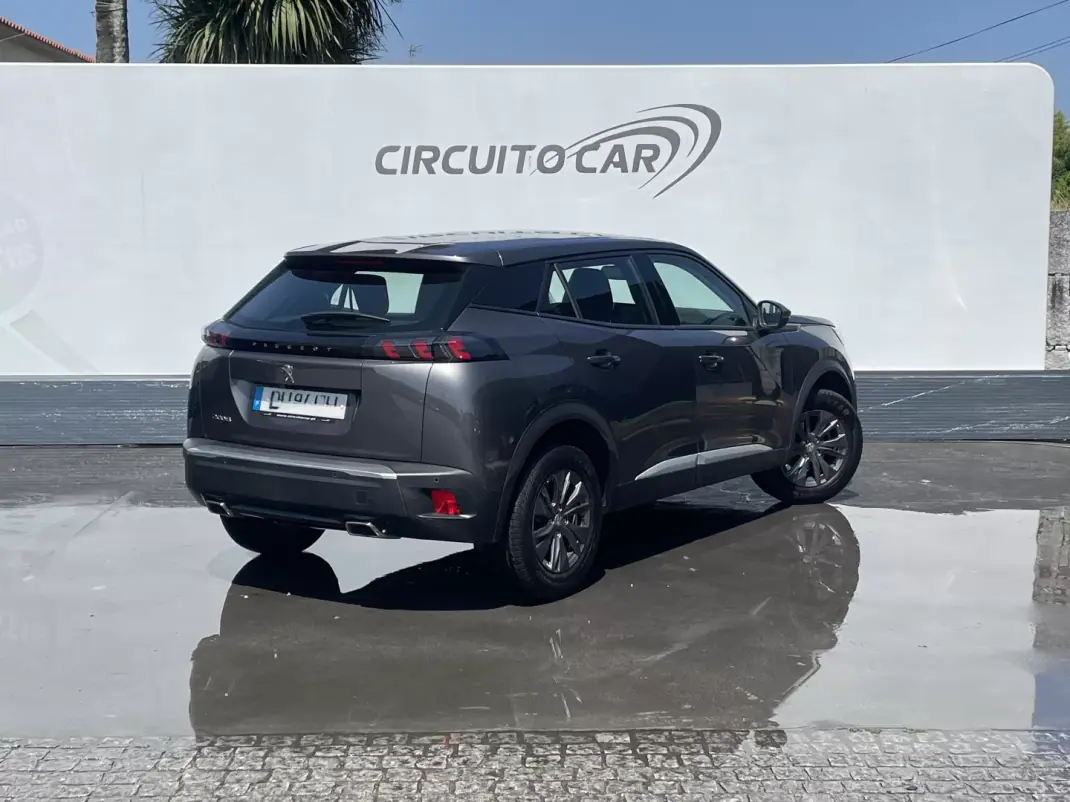 Peugeot 2008 2020 - 15900 EUR, 64854 km - AUTO.MOTO.pt - 64854km - foto 3 de 4