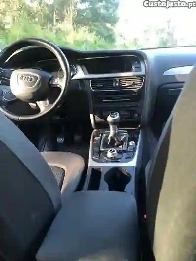 Audi A4 2013 - 8000 EUR, 373000 km - AUTO.MOTO.pt - 373000km - foto 5 de 7